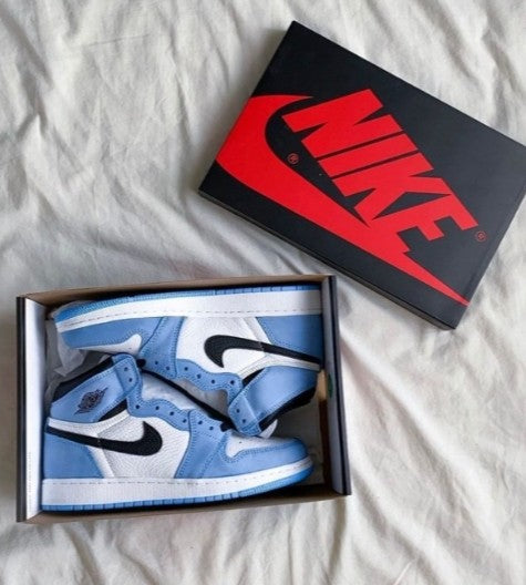 Nike Air Jordan 1 High “University Blue”