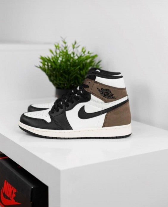 Nike Air Jordan 1 Retro High OG "Dark Mocha" - Elevatekick 