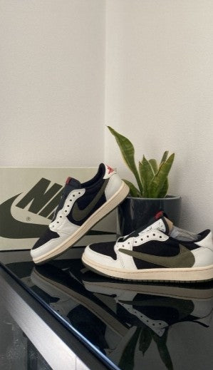 # NIKE Air Jordan 1 Low x Travis Scott Olive Semi UA - Elevatekick 