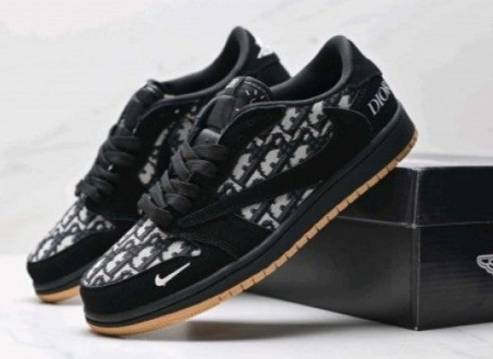 Travis Scott × Nike Air Jordan 1 Low