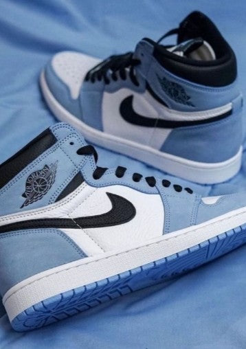 Nike Air Jordan 1 High “University Blue”