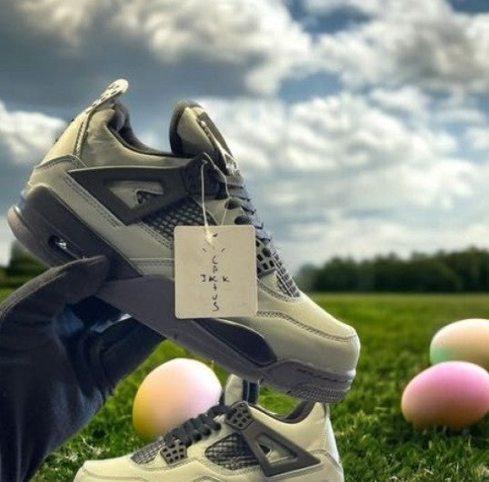 Travis Scott x Air Jordan 4 “Olive”