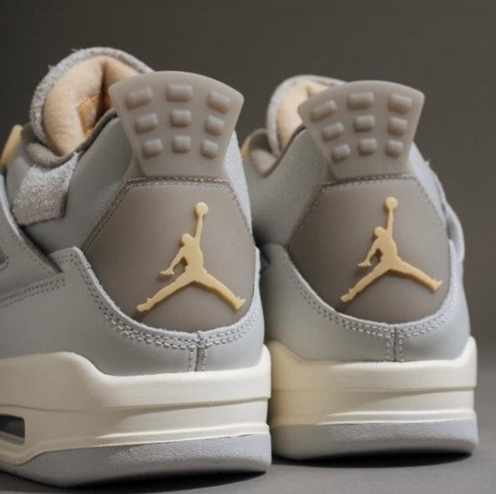 Jordan 4 Retro SE Craft Photon Dust