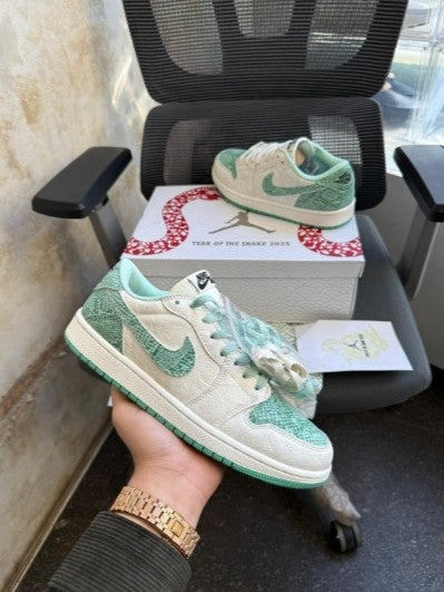Air Jordan 1 Low OG “Year of the Snake”