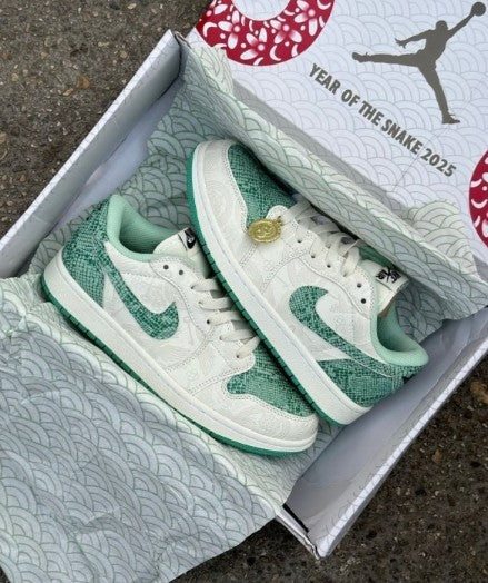 Air Jordan 1 Low OG “Year of the Snake”