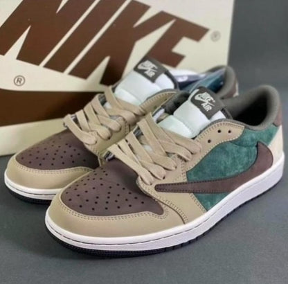 Air Jordan 1 Retro Low Travis Scott Brown