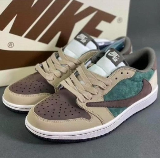 Air Jordan 1 Retro Low Travis Scott Brown